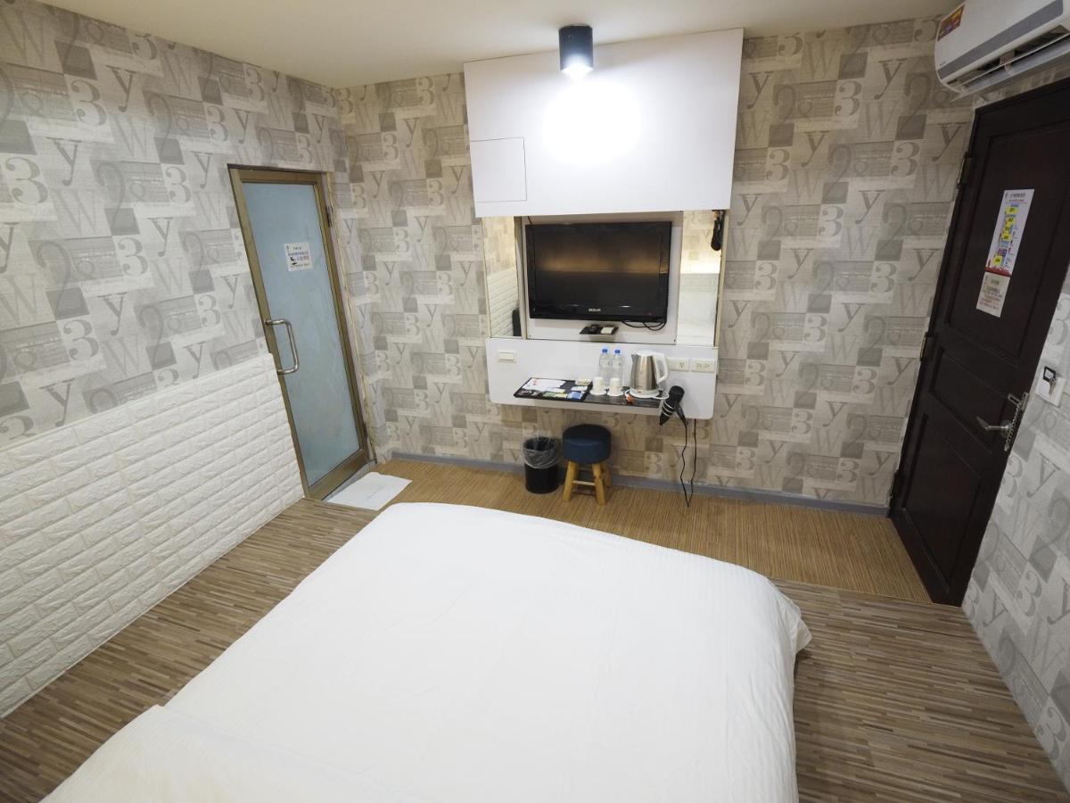 合悅都會商旅 Heyue HOTEL Hsinchu City Eksteriør billede